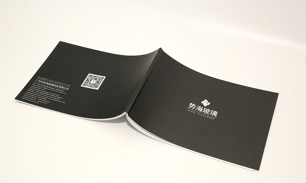 做一份畫冊字體大概是多大？